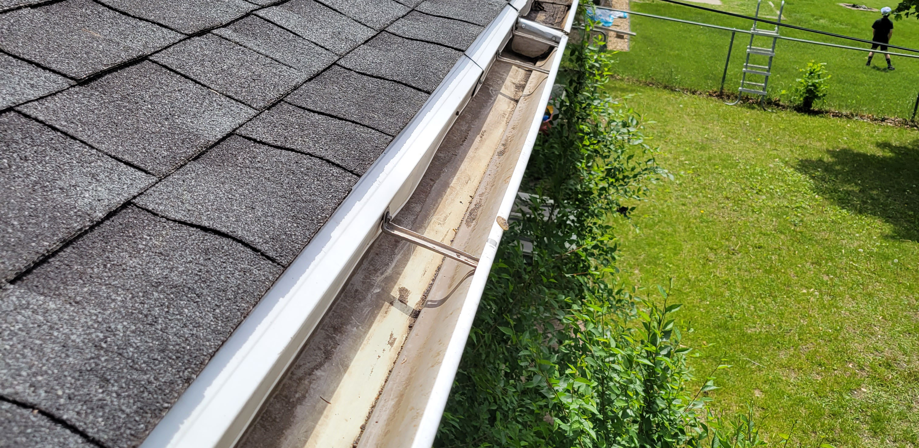 Spring Gutter Cleaning